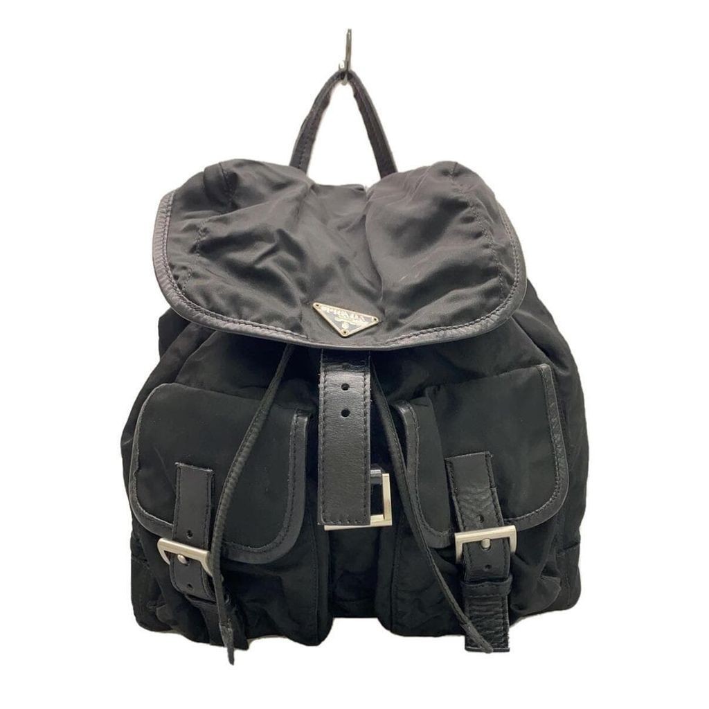 Prada กระเป๋าเป้สะพายหลัง ไนล่อน สีดํา ส่งตรงจากญี่ปุ่น มือสอง
