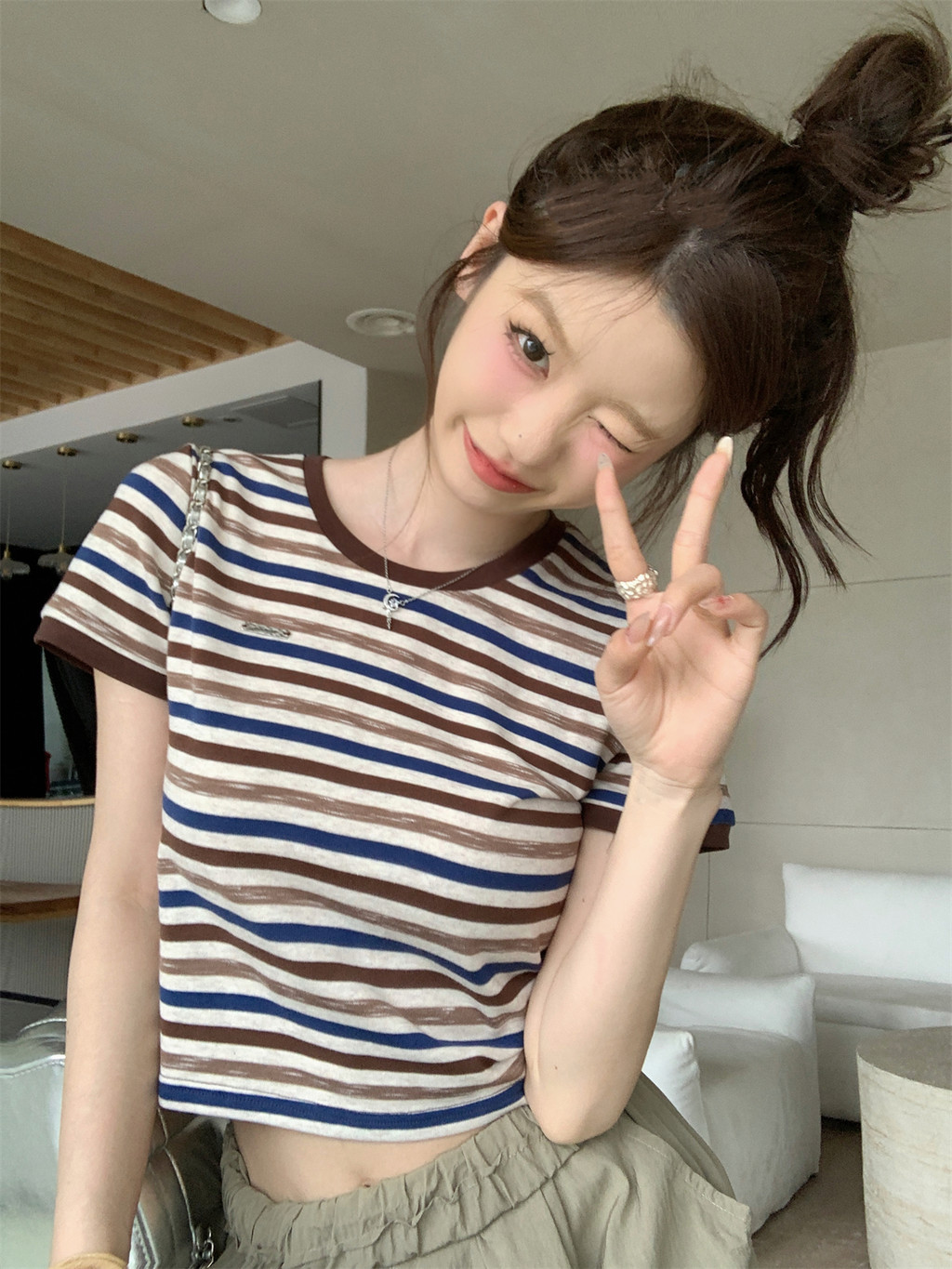 71294 เสื้อยืดคอกลม แขนสั้น ลายทาง สีตัดกัน สไตล์เรโทร