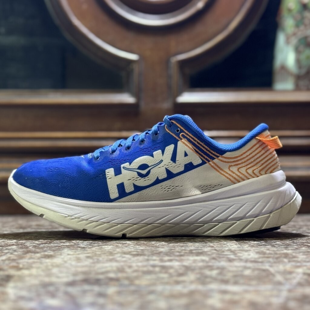 ♞,♘รองเท้าวิ่ง HOKA Carbon X #มือ2 (M10.5US)