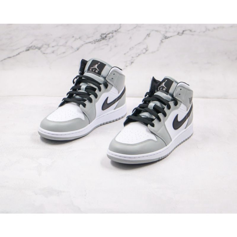 Sepatu Nike Air Jordan 1 Retro Mid Smoke Grey 554724-092 100%Grade Original Quality 1:1 BNIBWT