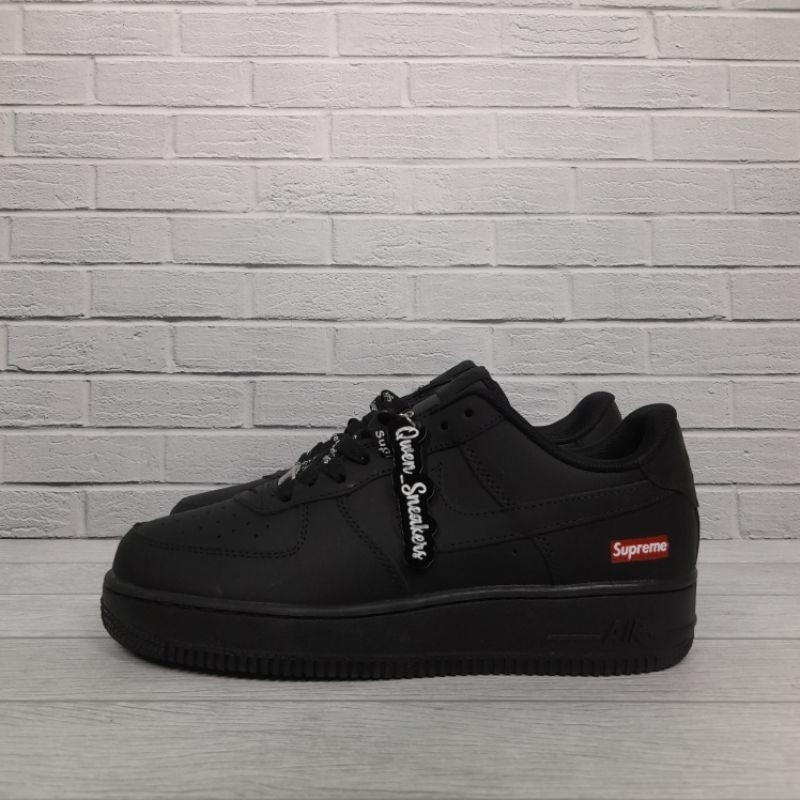 Sepatu Nike Air Force 1 X Supreme Triple Black