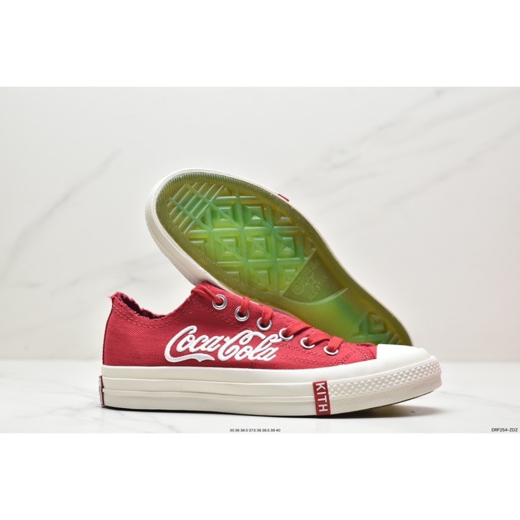 ♞Kith x Coca-Cola x Converse Chuck 70 กีฬาลําลอง กันลื่น สีขาว สีฟ้า สีแดง ของแท้ 100% รองเท้า new