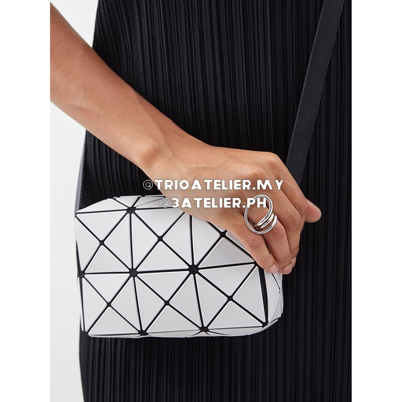 ในสต็อก BAO BAO ISSEY MIYAKE Cuboid Mini PVC Crossbody & Shoulder Bag 6Color