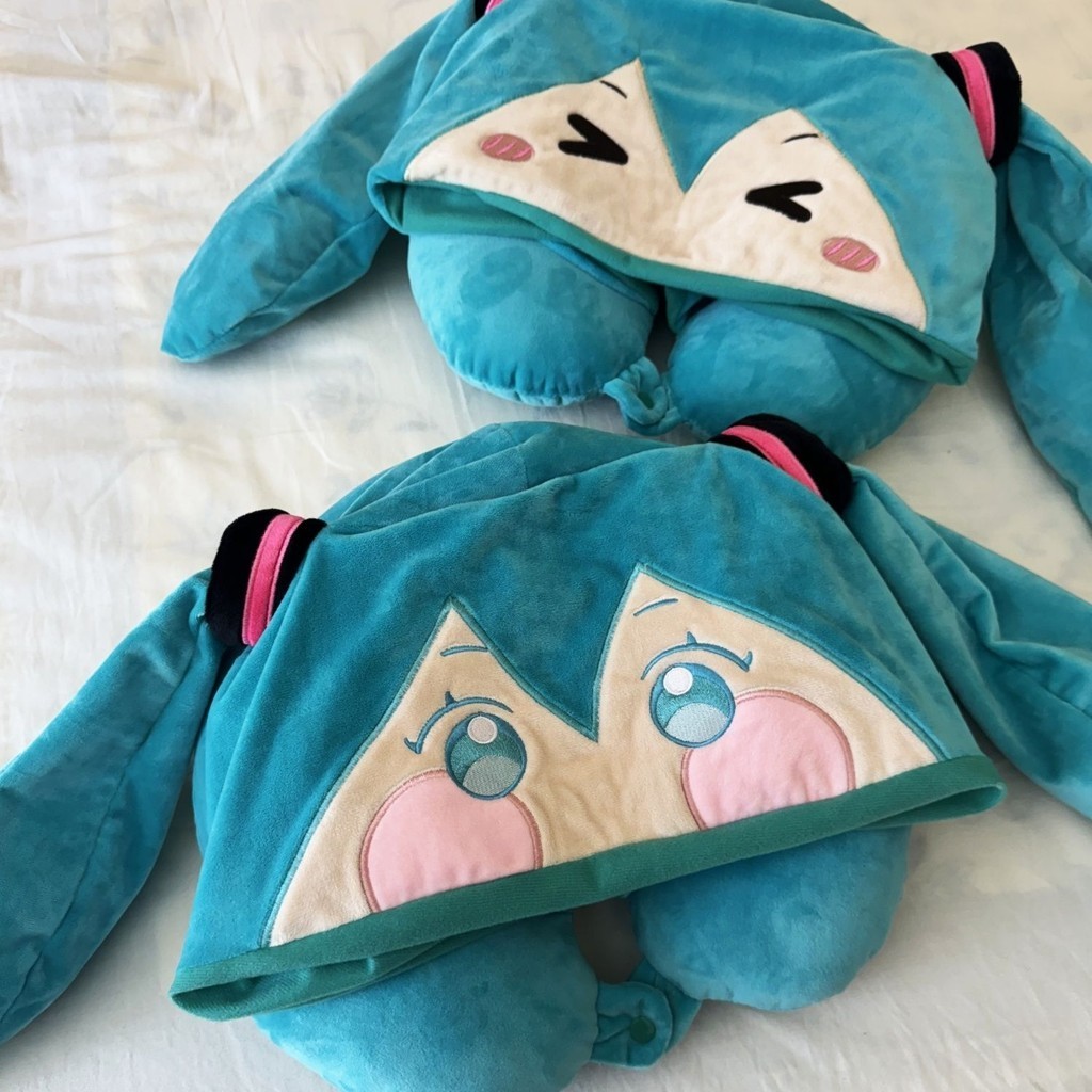 Limited Hatsune Miku 16th Anniversary Hooded Plush U-shape Neck
