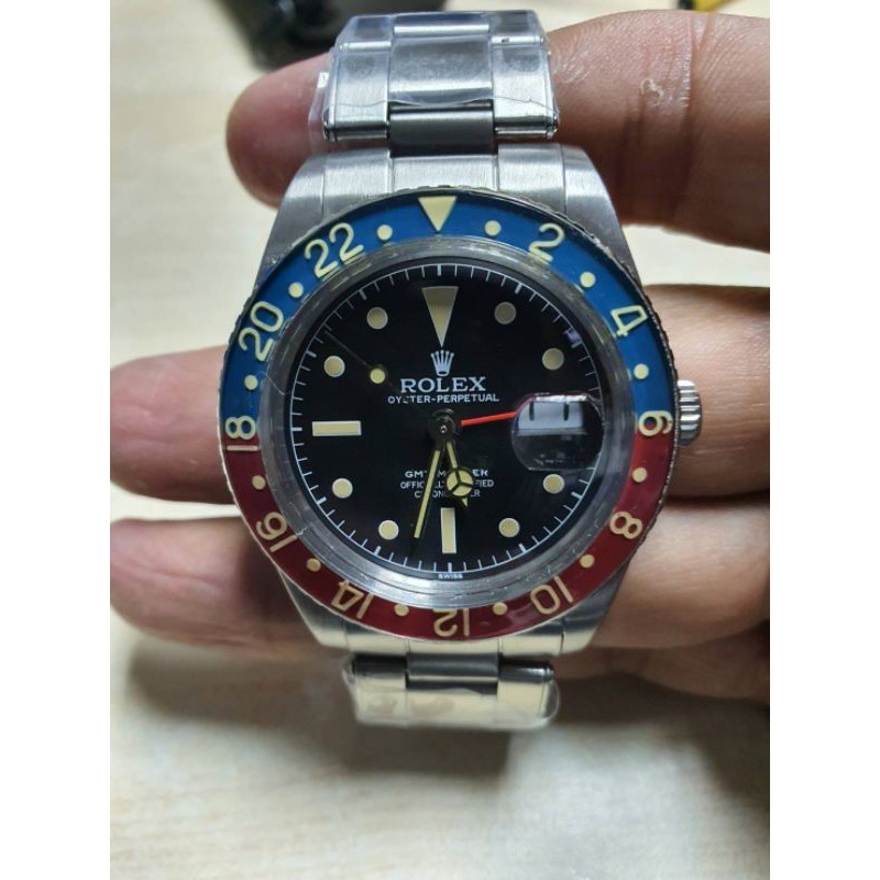 ♞,♘,♙ขาย Rolex Gmt-Master Pepsi Vintage 1958 ข้างรู เครื่อง Swiss Eta รุ่นนี้หายากนานๆมีมาทีนะครับ