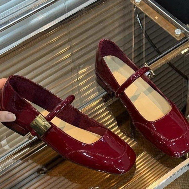 Oh My Shoes รองเท้า Mary Jane ผู้หญิง 2024 ฤดูร้อนใหม่รองเท้าหนังขนาดเล็กฝรั่งเศสรองเท้าเดี่ยว