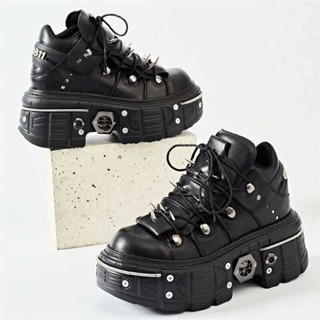 ❥ PUNK Women Lace-Up ข้อเ Botas Mujer 2025 Rivet โลหะตกแต่งร…