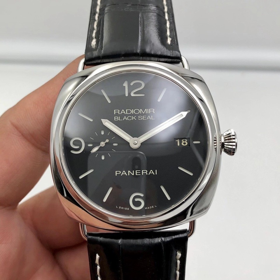 Panerai Panerai Panerai Panerai PAM00388 Automatic Mechanical Men 's Watch 45mm