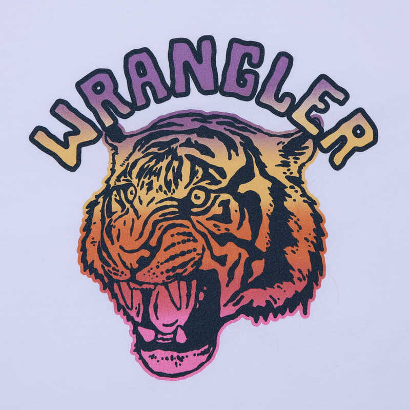 ❤ WRANGLER เสื้อยืดแขนสั้นผู้หญิง คอลเลคชั่น Wrangler Keeps You C