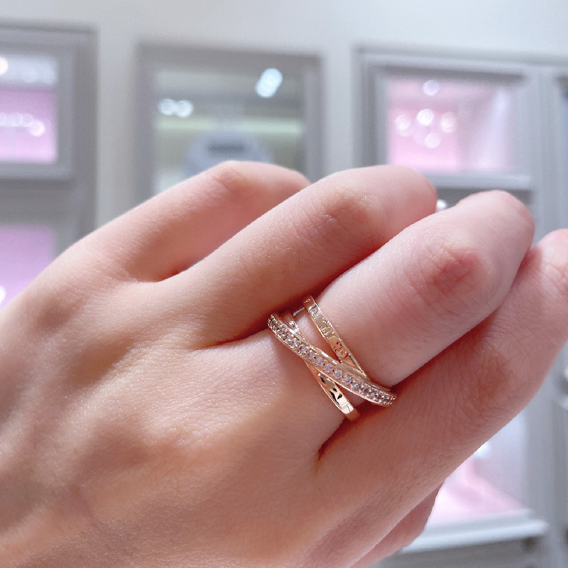 ♞สินค้าพร้อมส่งในไทยPandora แท้ แหวน pandora pandora ring เงิน925 แหวนผู้หญิง แหวนแฟชั่น ของขวัญวาเ