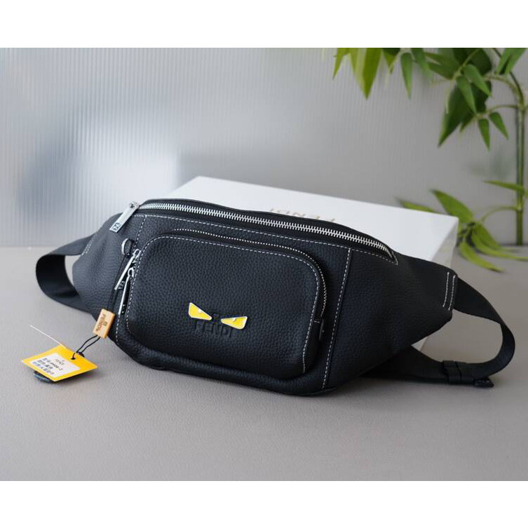 [กล่องของขวัญ] ถุงเก็บของผู้ชาย Fendi Messenger bag คุณภาพสูงหนังวัวกระเป๋าสะพาย/กระเป๋าหน้าอก