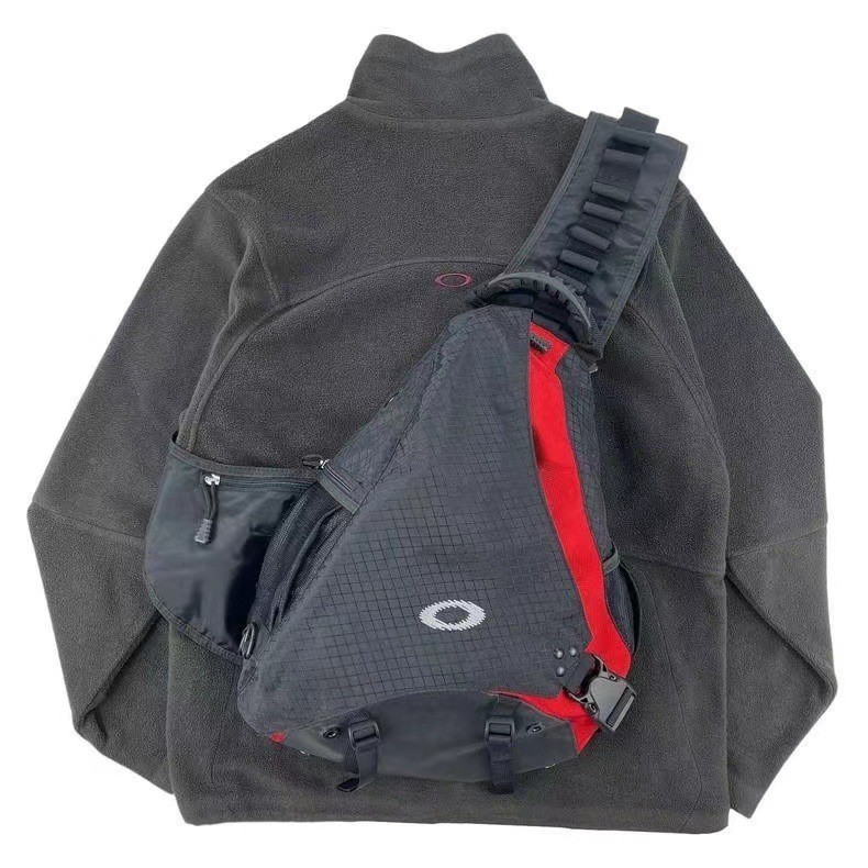 Oaklay Bow Arrow Bag vintage Shoulder Messenger Bag archive Tactical vibe Style vtg Backpack