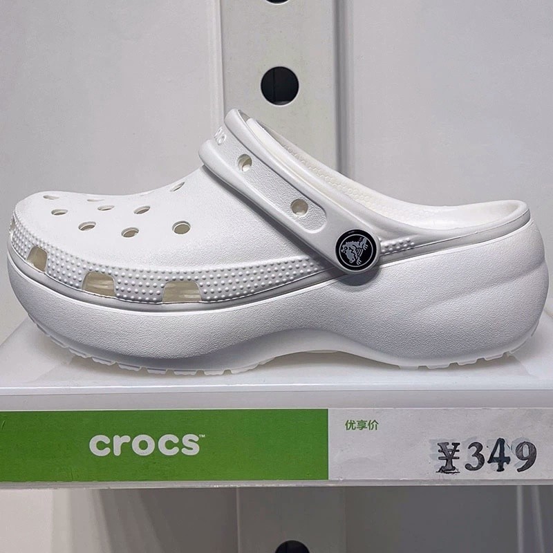 



 ♞,♘crocs แท้ Crocs classic platform clog สีขาวส้นสูง4.1cm  รองเท้ากันลื่น