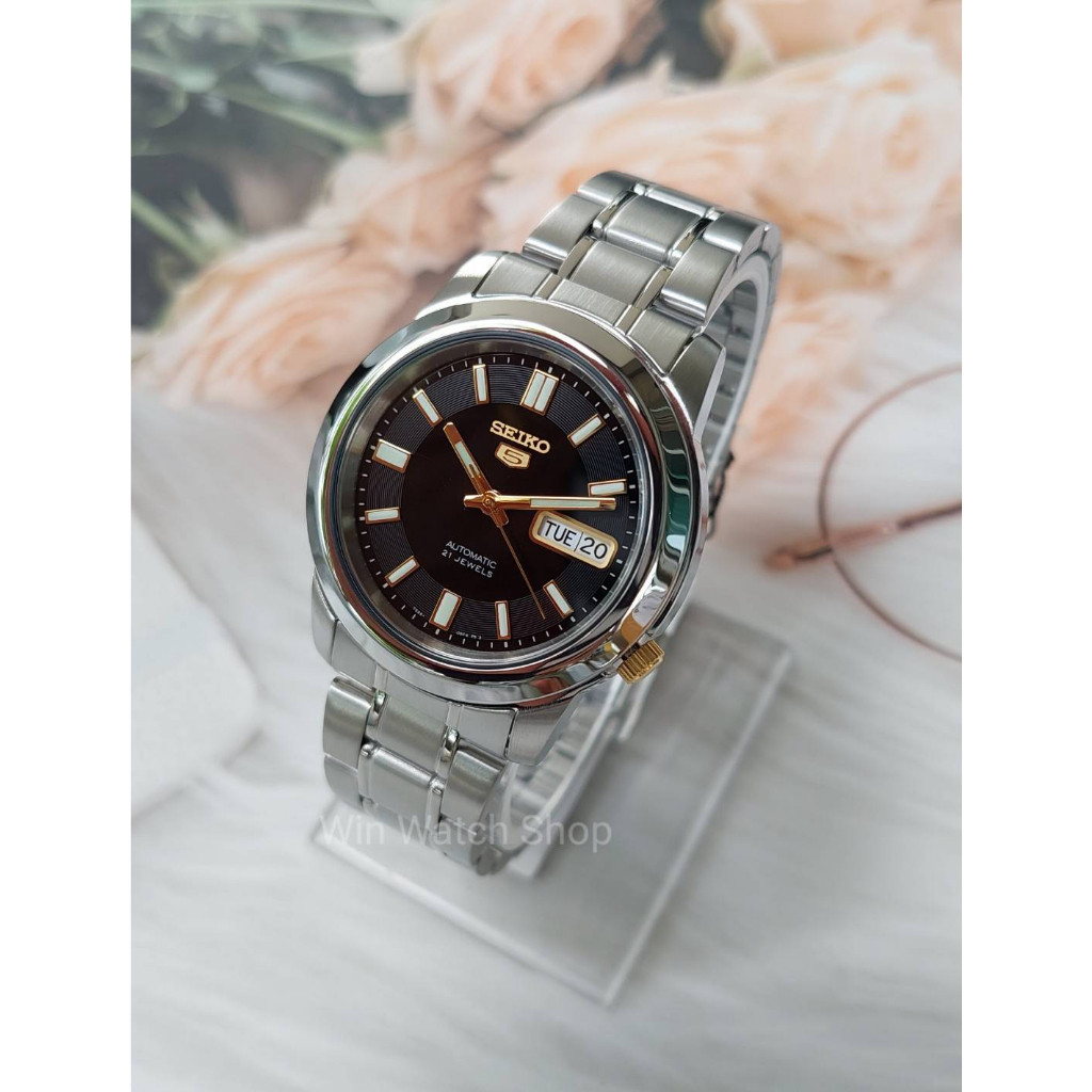 ♞นาฬิกา Seiko รุ่น SNKK17K1 นาฬิกาผู้ชาย สายแสตนเลส หน้าปัดดำ สวยหรู - สินค้าของใหม่ ของแท้ ประกันศ