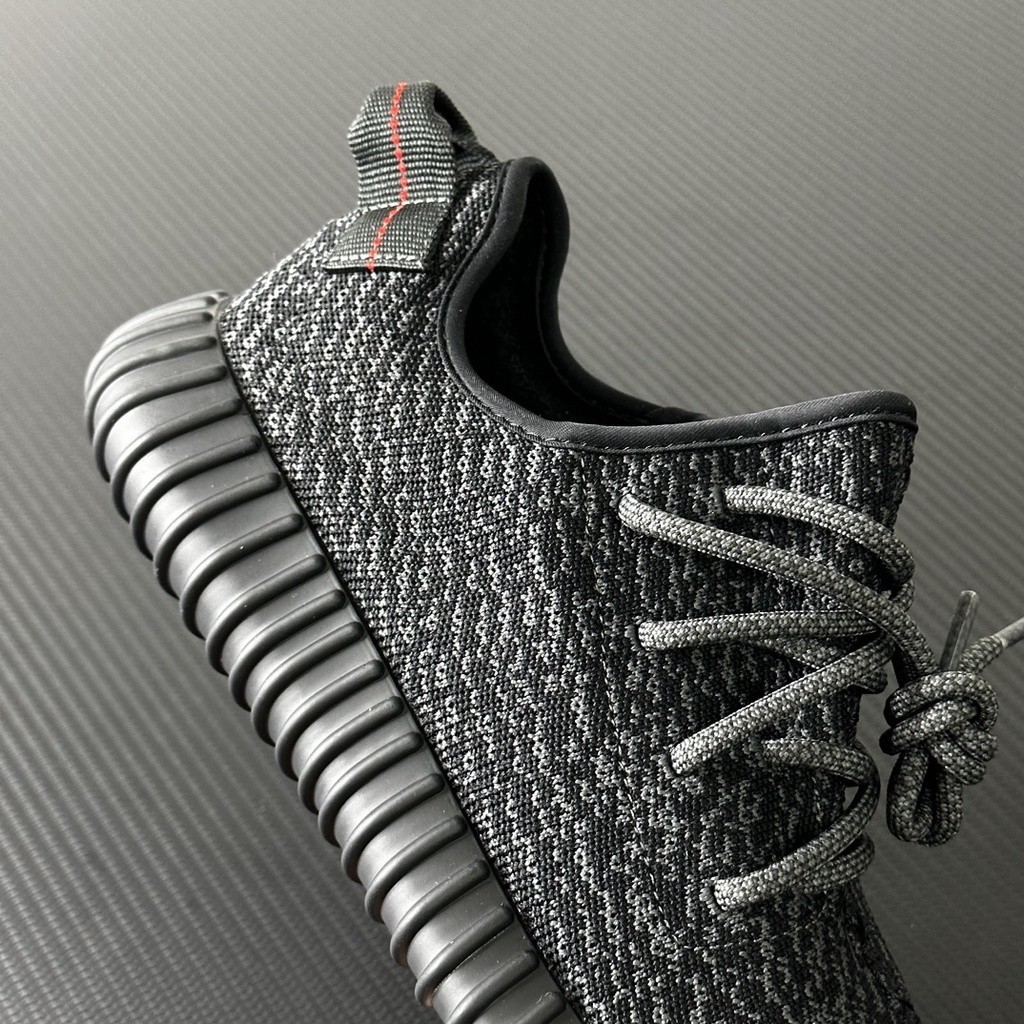 Hot Originals Yee ZY boost 350 Pirate black Darth Vader ( แท ้ 100 ...
