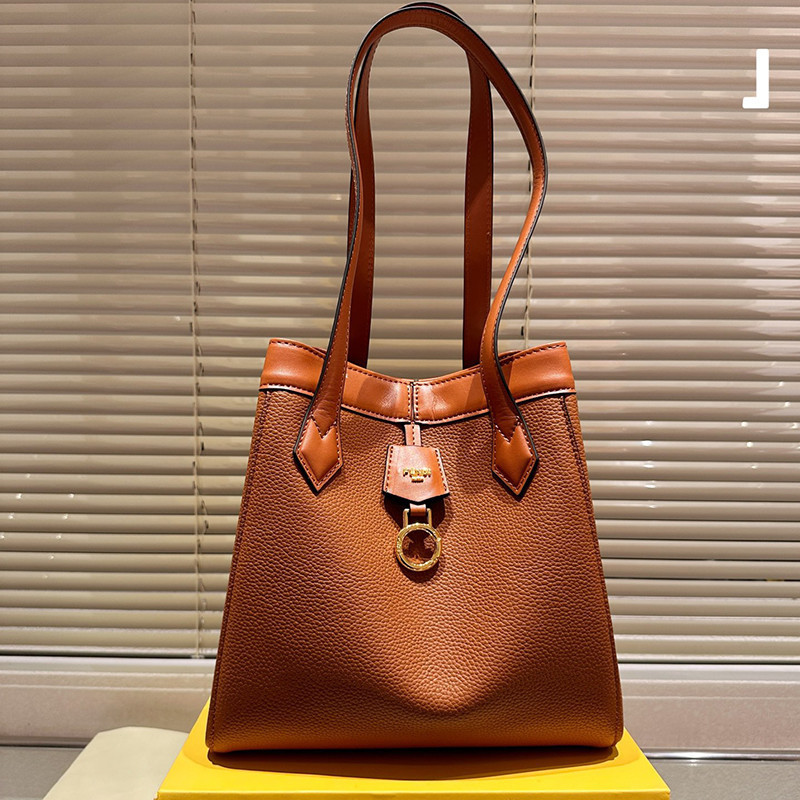 Fendi New Origami Shopping Bag for Women 's Fashionable and Stylish Bucket Bag