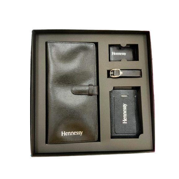 Hennessy WALLET สร้อยคอ ห้อยขวดน้ํา