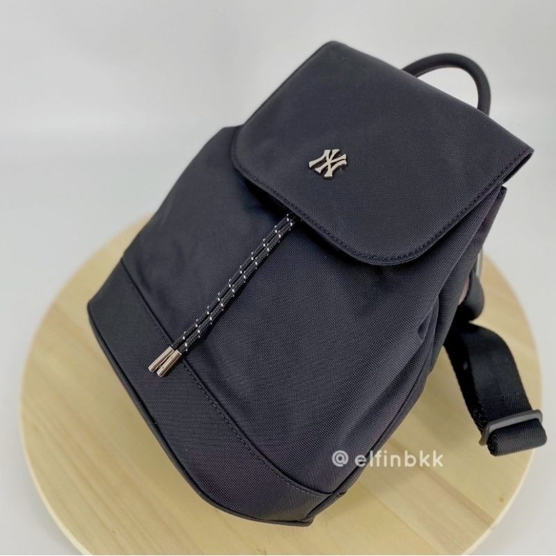 ♞,♘แท้  MLB Argyle Monogram Large Bucket Bag กระเป๋าสะพายข้าง ขนมจีบ/ เป้ ไนลอน สีดำ