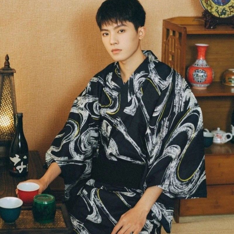 ชุดกิโมโนแบบดั้งเดิมชุดยูกาตะผู้ชายเสื้อคลุมซามูไรยูกาตะซาวน่าสูทถ่ายภาพสูทยูกาตะสคริปต์เครื่องแต่งก