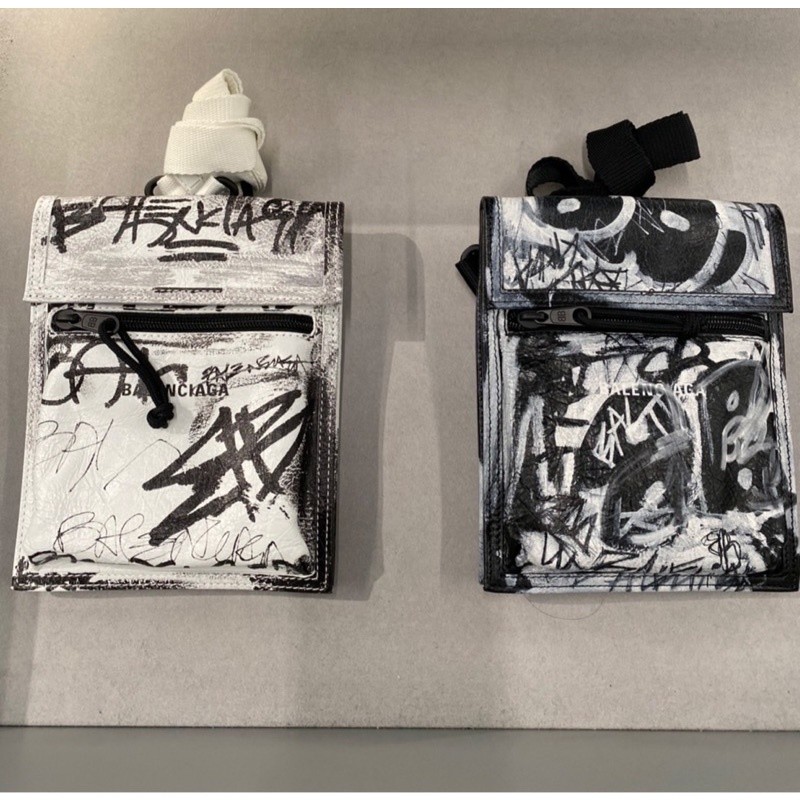 New ️ Balenciaga explorer pouch graffiti