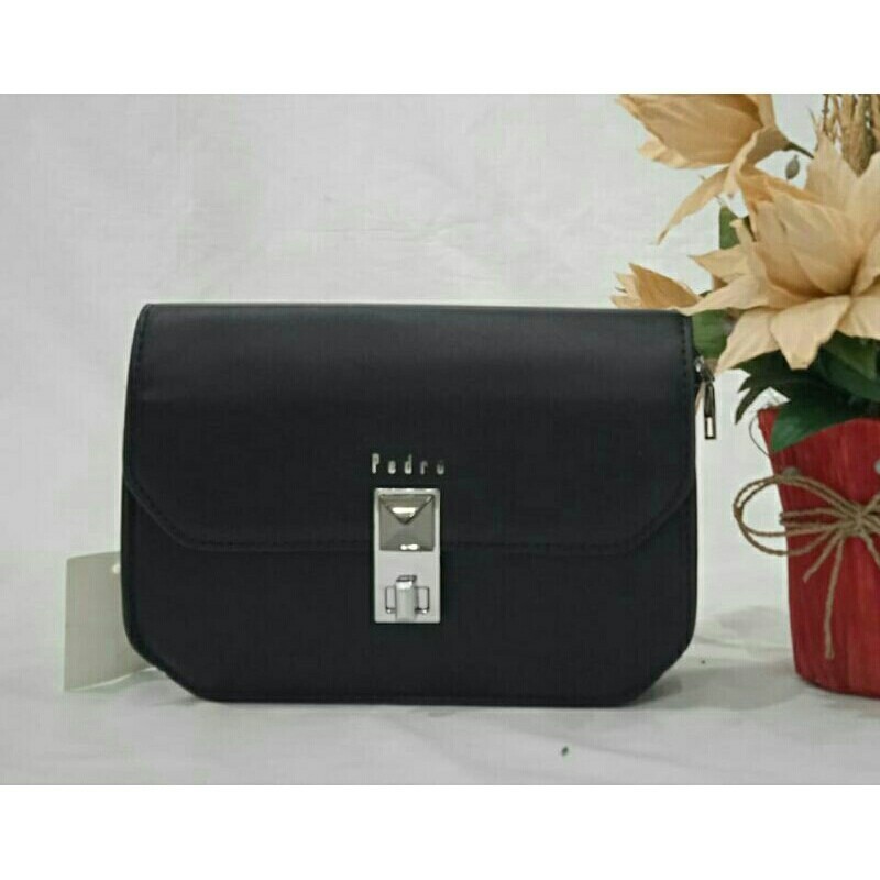 Pedro 2116. กระเป๋าแฟชั่น สําหรับผู้หญิง