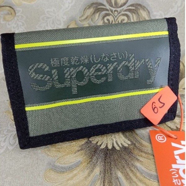 SUPERDRY กระเป๋าสตางค์ แบบพับได้ สําหรับผู้ชาย
