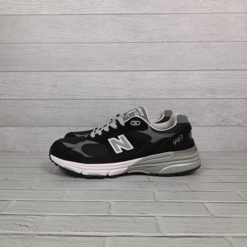 Sepatu New Balance 993 Black Grey
