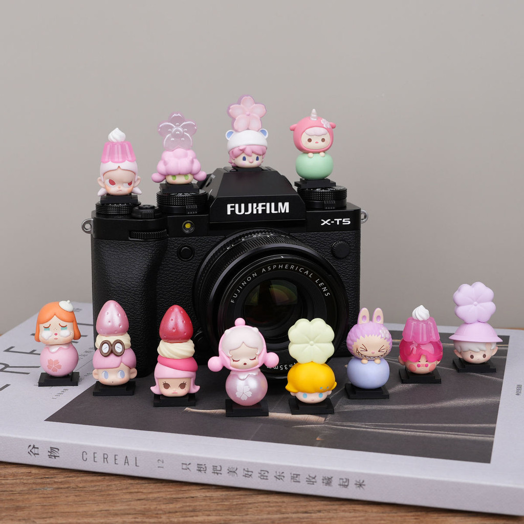 ฝาครอบรองเท้าร้อนกล้องขนมหวาน Pop Mart ใช้ได้กับ Canon R50 Fuji XT5 Nikon Z30 Sony ZVE10