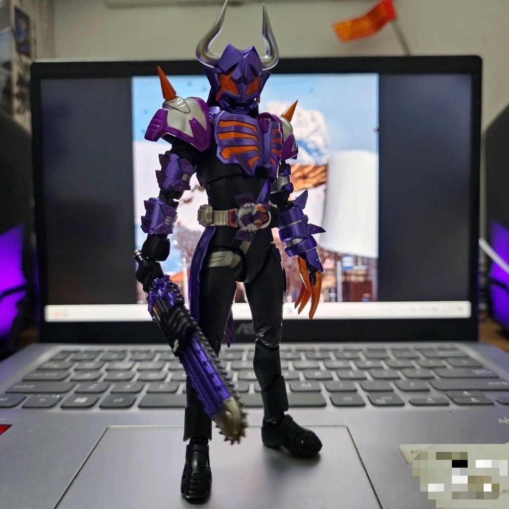 ในประเทศ Kamen Rider Bull Zombie Form SHF Soul Limit Fox Buffa Mobile Hand Model