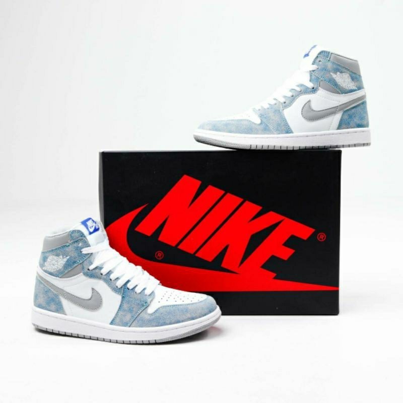 Nike Jordan 1 High OG Hyper Royal Blue