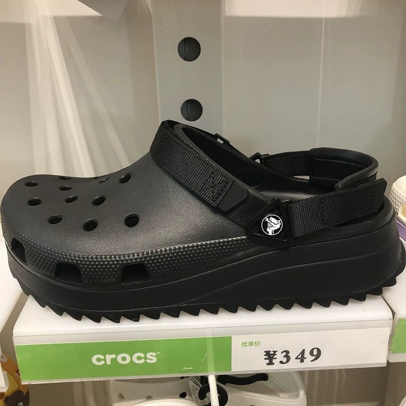 



 ♞Crocs ของแท้ Crocs Classic hiker clog ของแท้ 100% Crocs รองเท้าแตะ พื้นนิ่ม กันลื่น สําหรับผู