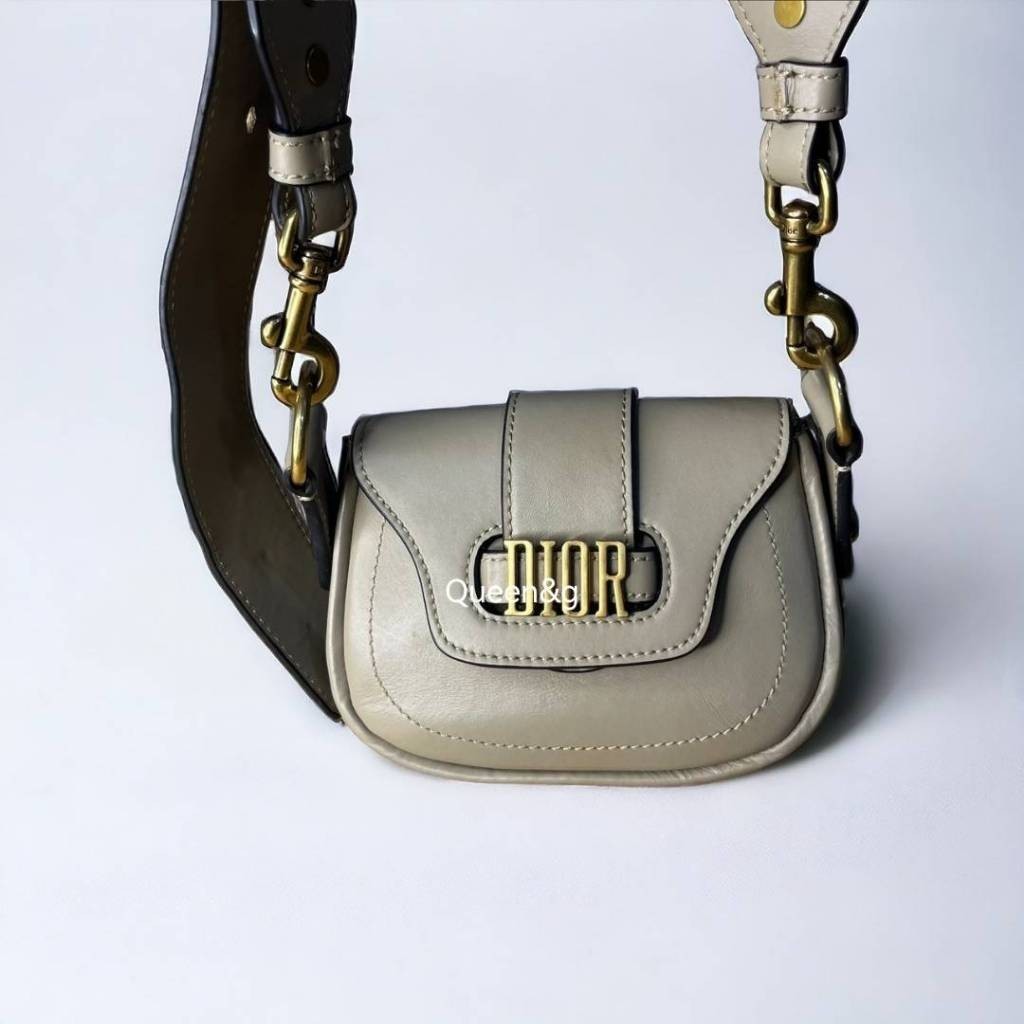 ♞,♘สีละมุน Dior mini saddle กระเป๋าแบรนด์เนม ลุ้นตู้ญี่ปุ่น หนังแท้ มือสอง Classic lady คลาสสิก น่า