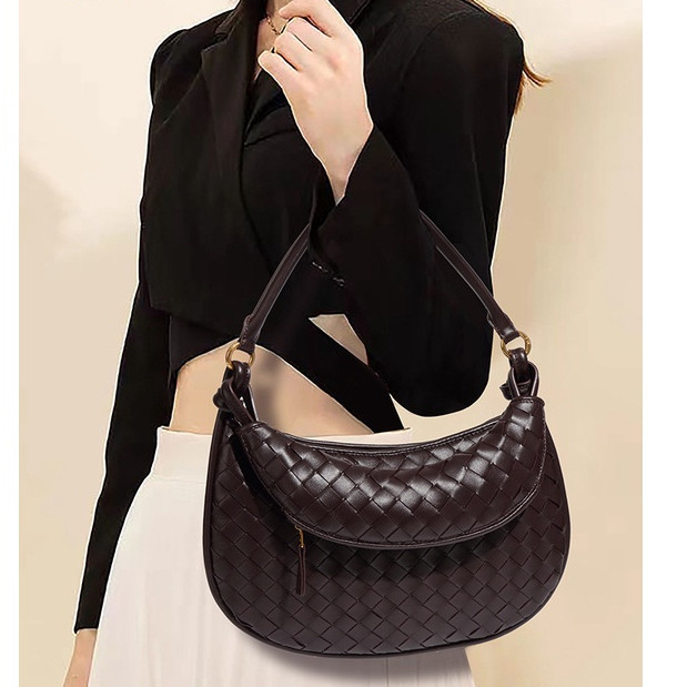 Woven Bag PU Leather High-End Feeling Niche Handbag Ladies Autumn Winter New Style One-Shoulder Cro