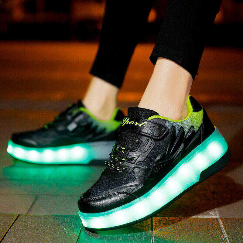 2023 ใหม่สไตล์การชาร์จเด็กผู้ใหญ่LEDรองเท้าHeelysคู่ล้อล