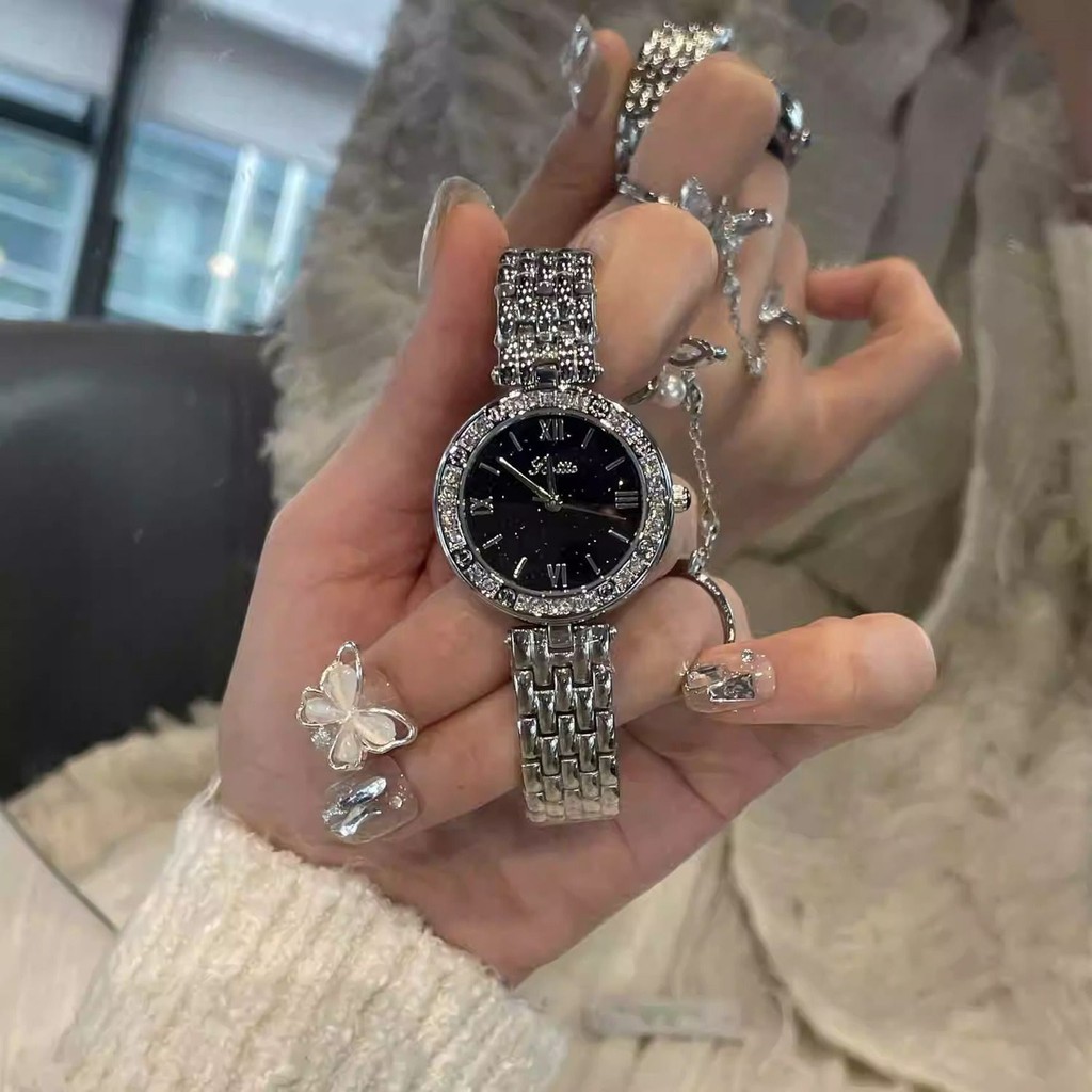 [MIK] Gypsophila นาฬิกาเพชรเต็มผู้หญิงสไตล์ Chanel ของแท้กระพริบหรูหรากันน้ํานาฬิกาผู้หญิงสุภาพสตรี