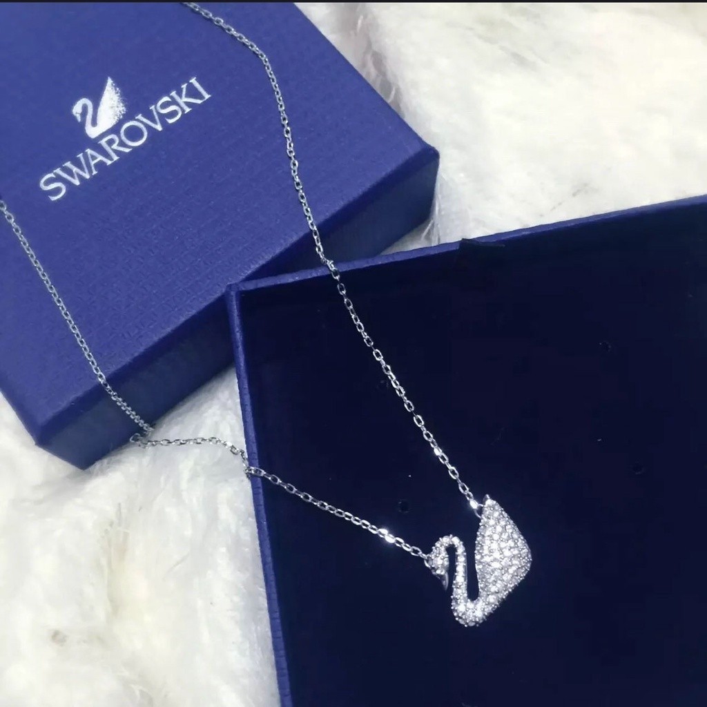 



 ♞,♘ของแท้100% สร้อยคอ Swarovski แท้ swarovski SWAN necklace แท้ สร้อยคอหงส์ Classic สร้อยคอผู้
