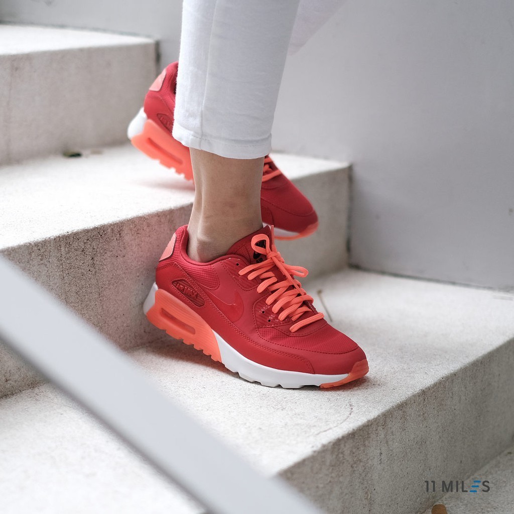 ♞ของแท้ !!!! พร้อมส่ง รองเท้าผ้าใบ Nike รุ่น W AIR MAX 90 ULTRA ESSENTIAL สีแดง