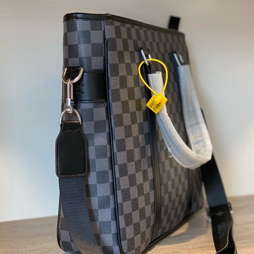 [1: 1 Boutique] Checkerboard Cowhide นูน Tote Bag ความจุขนาดใหญ่ Commuter First Choice
