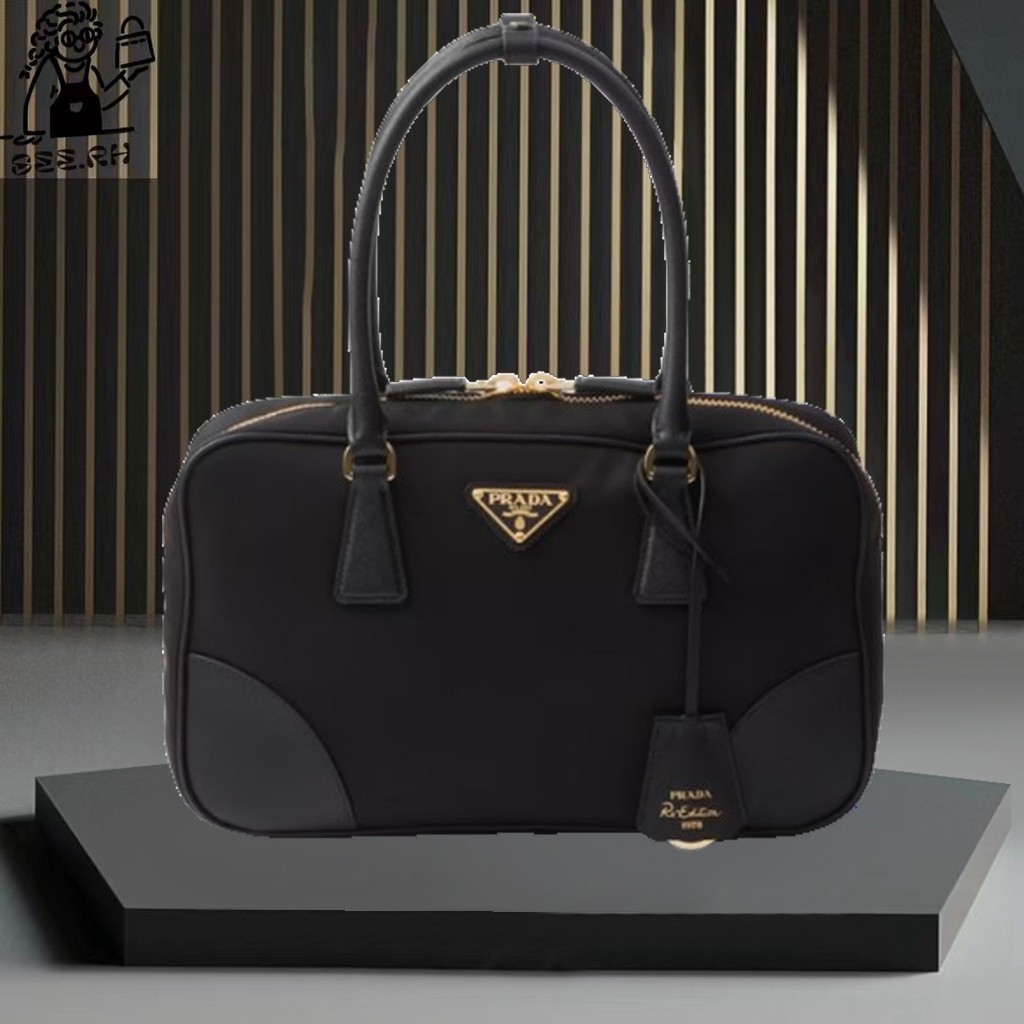 ♞,♘กระเป๋าถือ Prada Re-Edition 1978 Medium Re-Nylon and Saffiano Handbag ของแท้ 100%