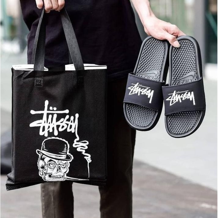 รองเท้าแตะ Nike x stussy