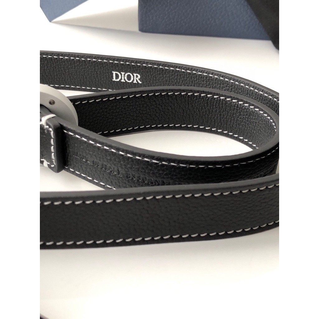 ♞,♘Pre order Dior ดิออร์ Homme เข็มขัดผู้ชายBelt ผ้าใบเข็มขัดปัก หนังวัว unisex size120cm 2025