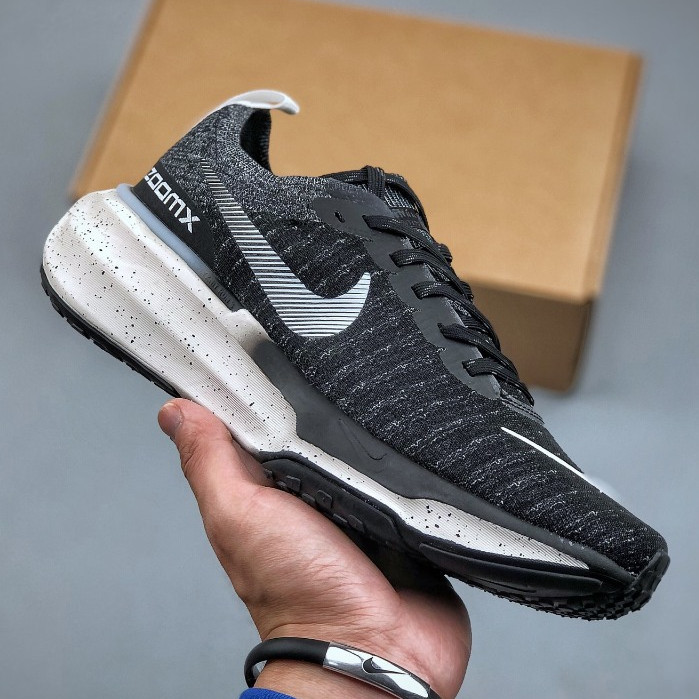 Nike ZOOMX INVINCIBLE RUN 3 รองเท้าผ้าใบสีขาวสีดำรองเท้าวิ่ง UNISEX สำหรับชาย/หญิง