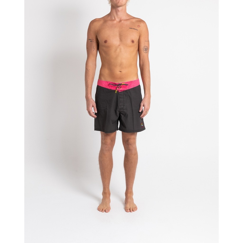 Deus Ex Machina - จับ Boardshort