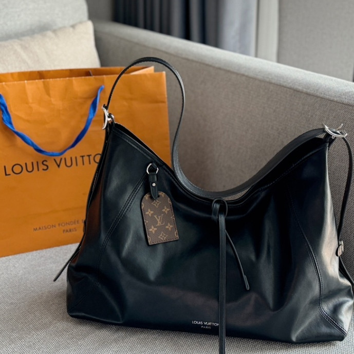 Louis Vuitton LV Louis Vuitton Mini POCHETTE ACCESSOIRES Classic Ladies ' Bag/กระเป ๋ าถือ/กระเป ๋