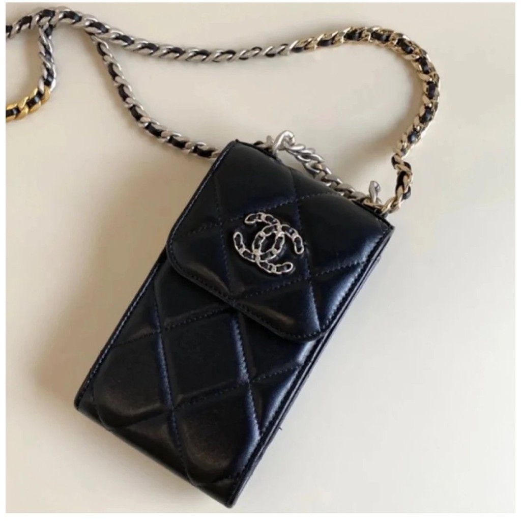 Amour- [ซื้อตัวแทน] Chanel กระเป๋าใส่โทรศัพท์มือถือ 9 เพชร ไม่เป็นที่นิยม กระเป๋าสะพายไหล่ สะพายข้า