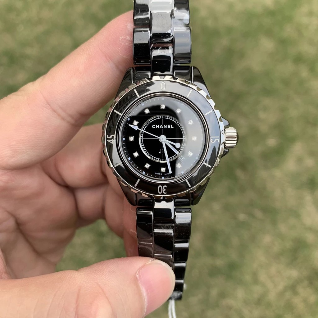 Chanel J12 นาฬิกาข้อมือควอตซ์แฟชั่น สายเซรามิก สีดํา 33 มม. สําหรับสุภาพสตรี H1625