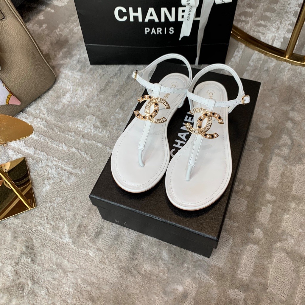 Chanel รองเท้าแตะหนัง ลําลอง สไตล์อิตาลี สําหรับผู้หญิง