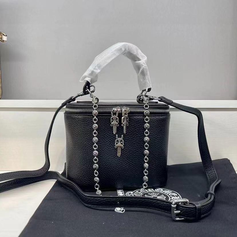 Chrome HEARTS cross 2023 กระเป๋าเครื่องสําอาง หนังวัวแท้ สไตล์เดียวกัน