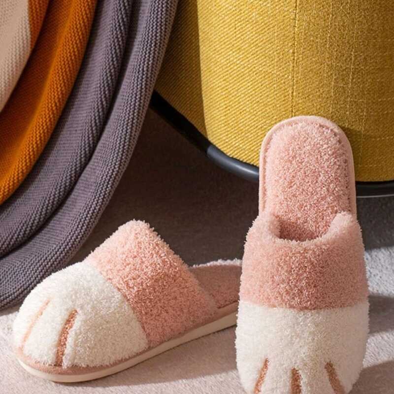 ❤️ BEVERGREEN ฤดูหนาวน่ารัก Cat PAW Designer House ผู้หญิงรองเท้าแตะชั้น Mute ห้องนอนคนรัก WARM