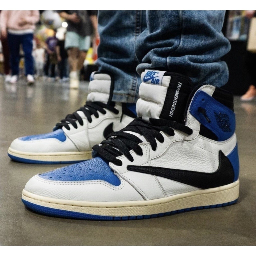 



 ♞,♘,♙ของแท้ Nlke Travis Scott x Fragment x Alr Jordan 1 High 0G SP Military Blue Lightning Bar